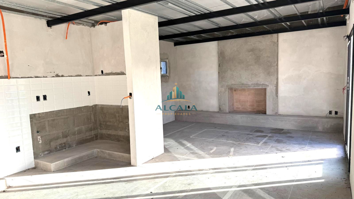 Casa ID.3 - Casa de 3 Dormitorios en Chacras del Pinar. Terreno de 1000 m² Obra avanzada