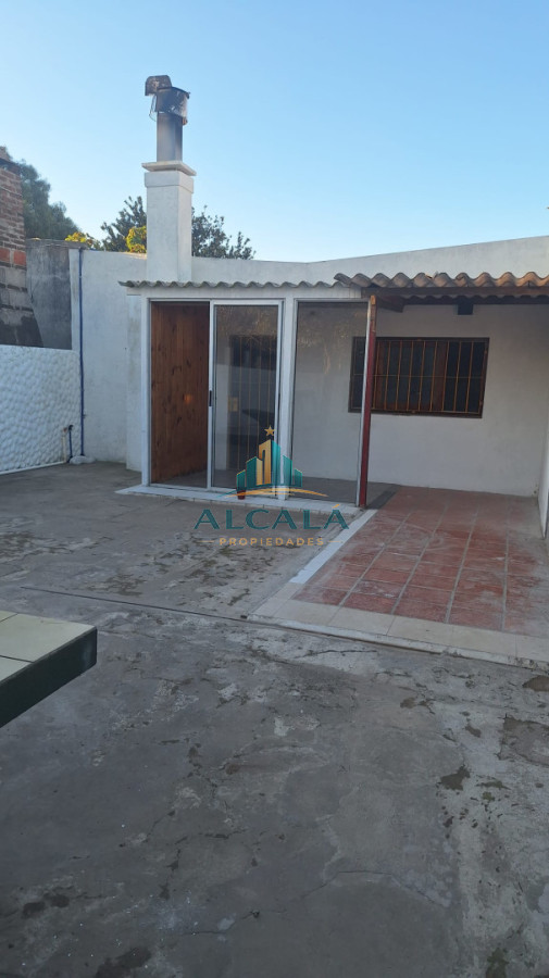 Casa ID.21 - Casa en alquiler 3 dormitorios Barrio Perlita