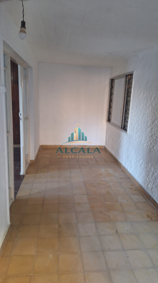 Casa ID.21 - Casa en alquiler 3 dormitorios Barrio Perlita