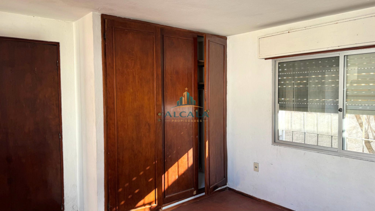 Casa ID.13 - Casa Con Potencial De Desarrollo Y Hasta 4 Rentas. Barrio Bicentenario