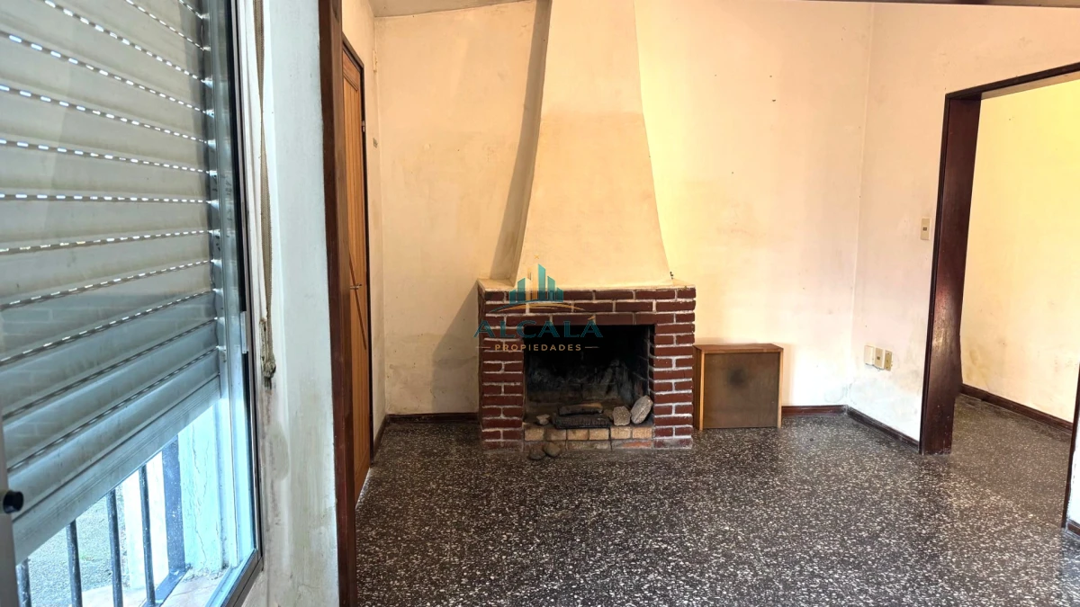 Casa ID.13 - Casa Con Potencial De Desarrollo Y Hasta 4 Rentas. Barrio Bicentenario