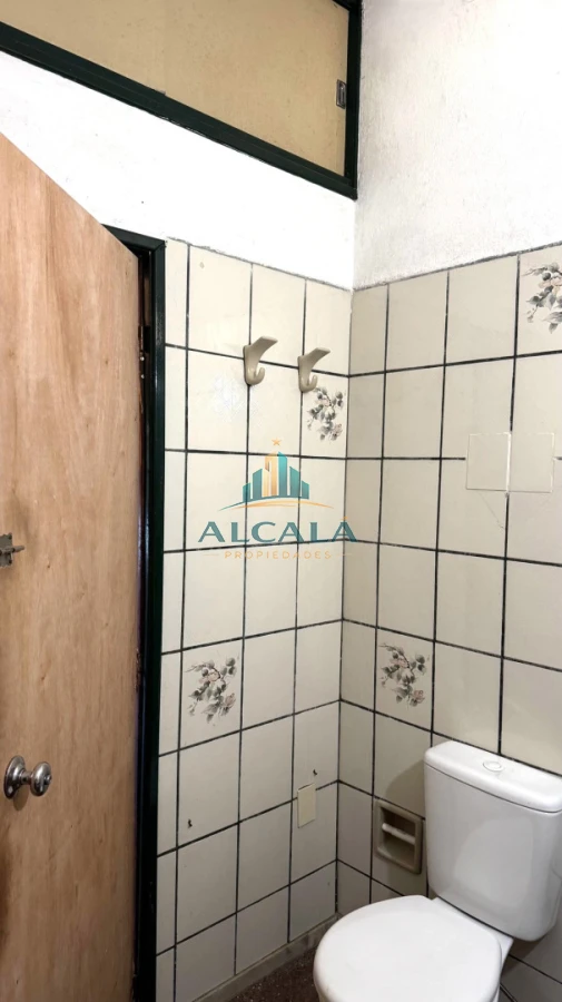Casa ID.13 - Casa Con Potencial De Desarrollo Y Hasta 4 Rentas. Barrio Bicentenario
