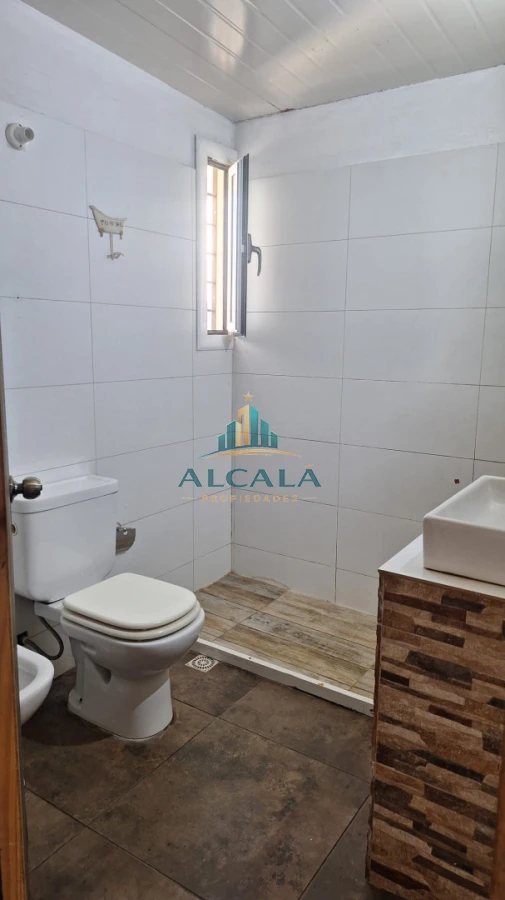 Casa ID.20 - Alquiler anual | Casa de 2 dormitorios en Altos de la Laguna