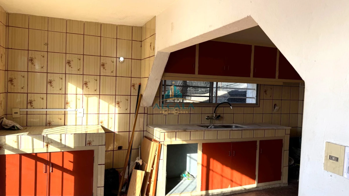 Casa ID.13 - Casa Con Potencial De Desarrollo Y Hasta 4 Rentas. Barrio Bicentenario