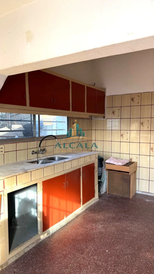 Casa ID.13 - Casa Con Potencial De Desarrollo Y Hasta 4 Rentas. Barrio Bicentenario