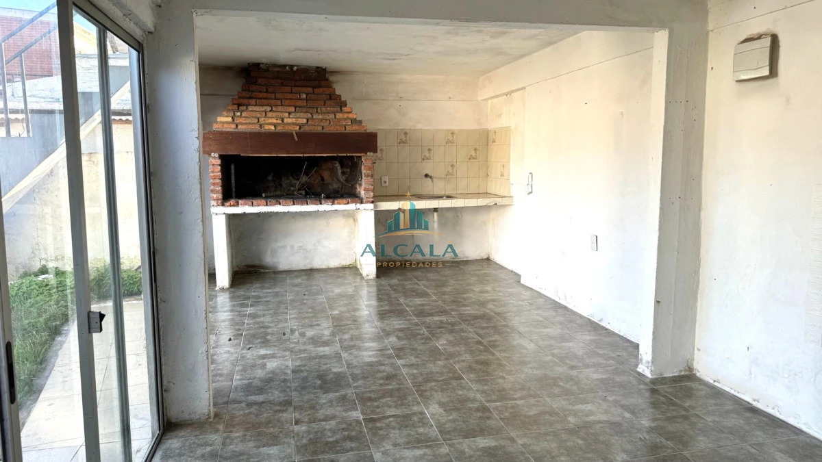 Casa ID.13 - Casa Con Potencial De Desarrollo Y Hasta 4 Rentas. Barrio Bicentenario
