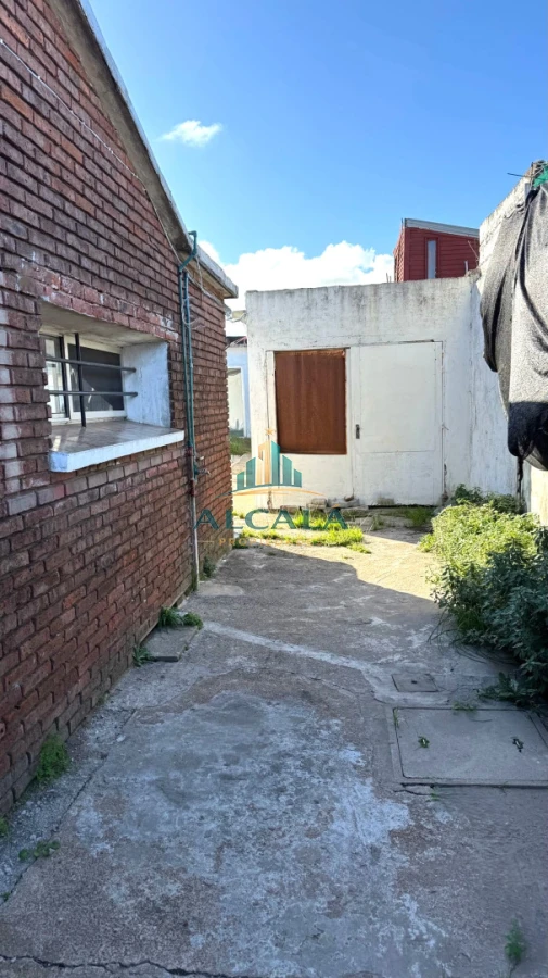 Casa ID.13 - Casa Con Potencial De Desarrollo Y Hasta 4 Rentas. Barrio Bicentenario