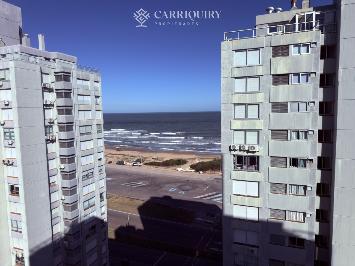 Apartamento ID.10477/En-venta-apartamento-de-2-mas-dep.-en-Península,-Punta-del-Este - Departamento de 3 dormitorios en alquiler anual en Punta del Este