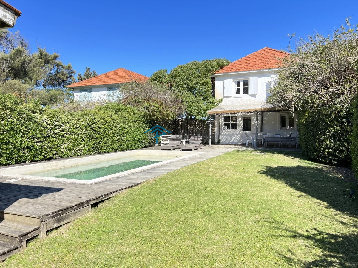 Casa en venta con gran potencial en Montoya, La Barra