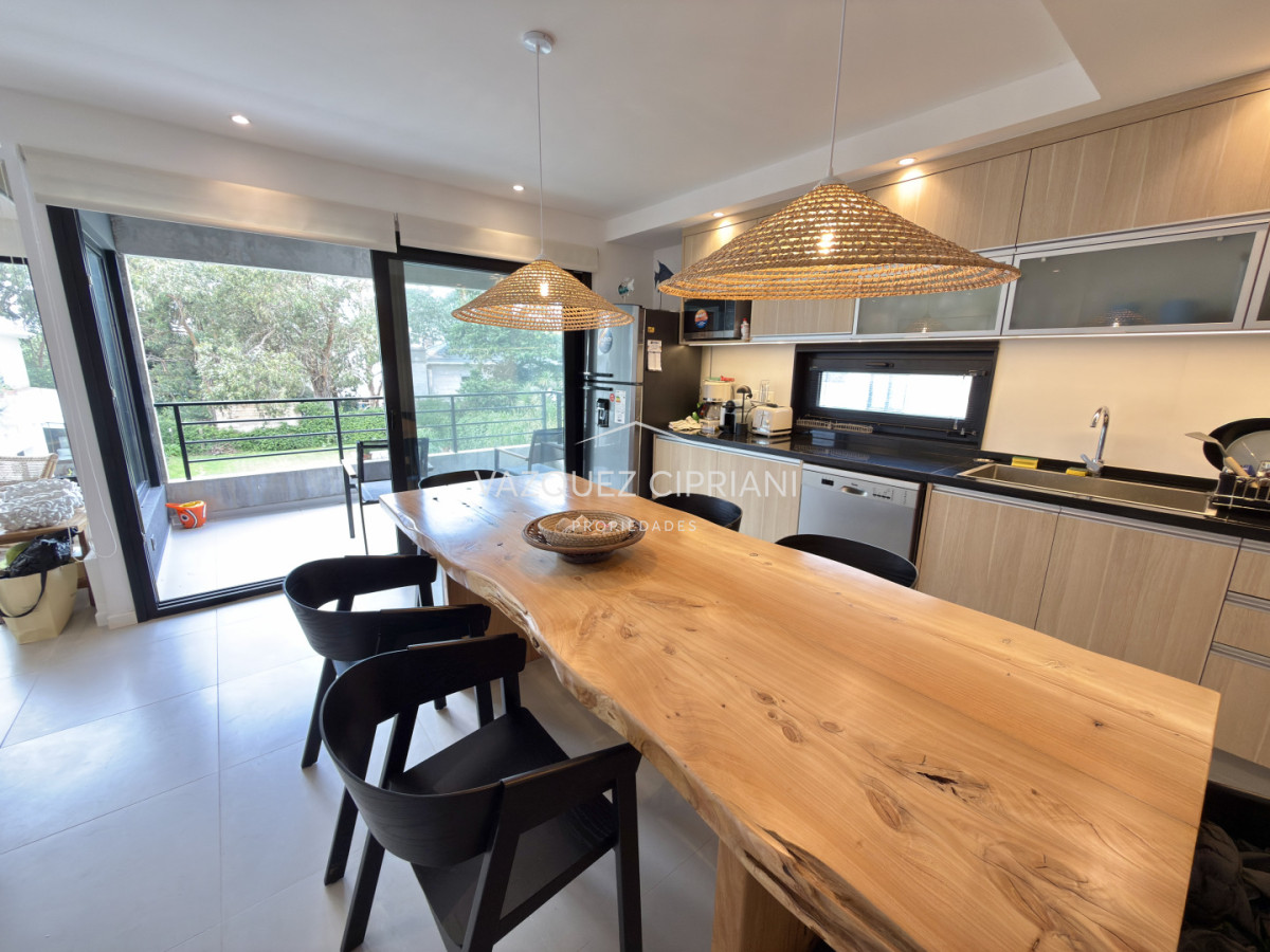 Apartamento ID.31 - Alquiler Anual departamento de 3 dormitorios en La Barra