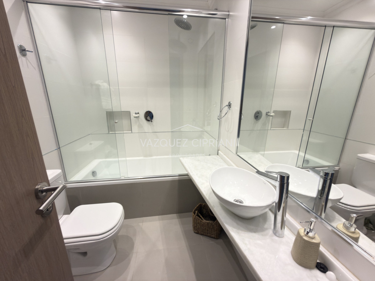 Apartamento ID.31 - Alquiler Anual departamento de 3 dormitorios en La Barra