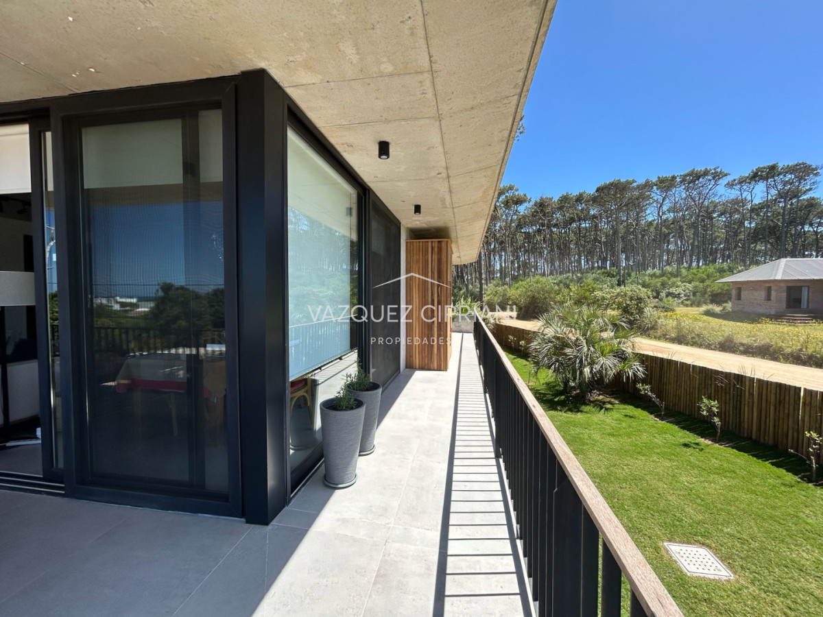 Apartamento ID.16 - Hermoso departamento de 2 dormitorios y 2 baños en Jose Ignacio
