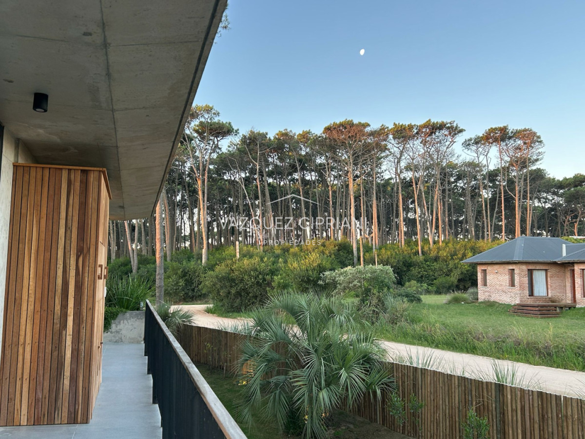 Apartamento ID.16 - Hermoso departamento de 2 dormitorios y 2 baños en Jose Ignacio