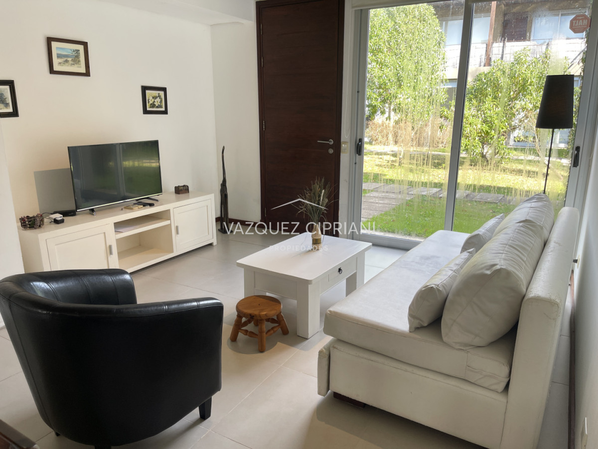 Apartamento ID.20 - Departamento de 2 Dormitorios + 2 Baños en Manantiales