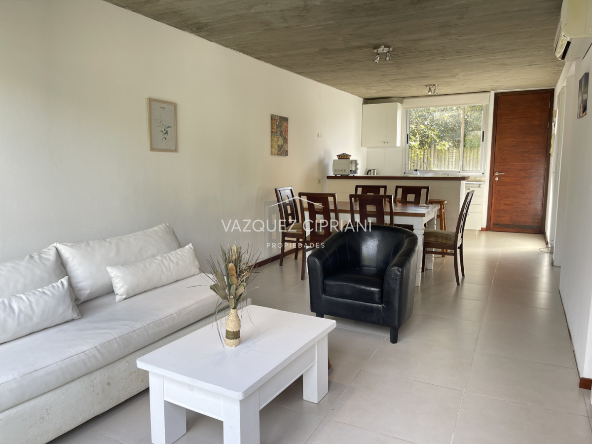 Apartamento ID.20 - Departamento de 2 Dormitorios + 2 Baños en Manantiales