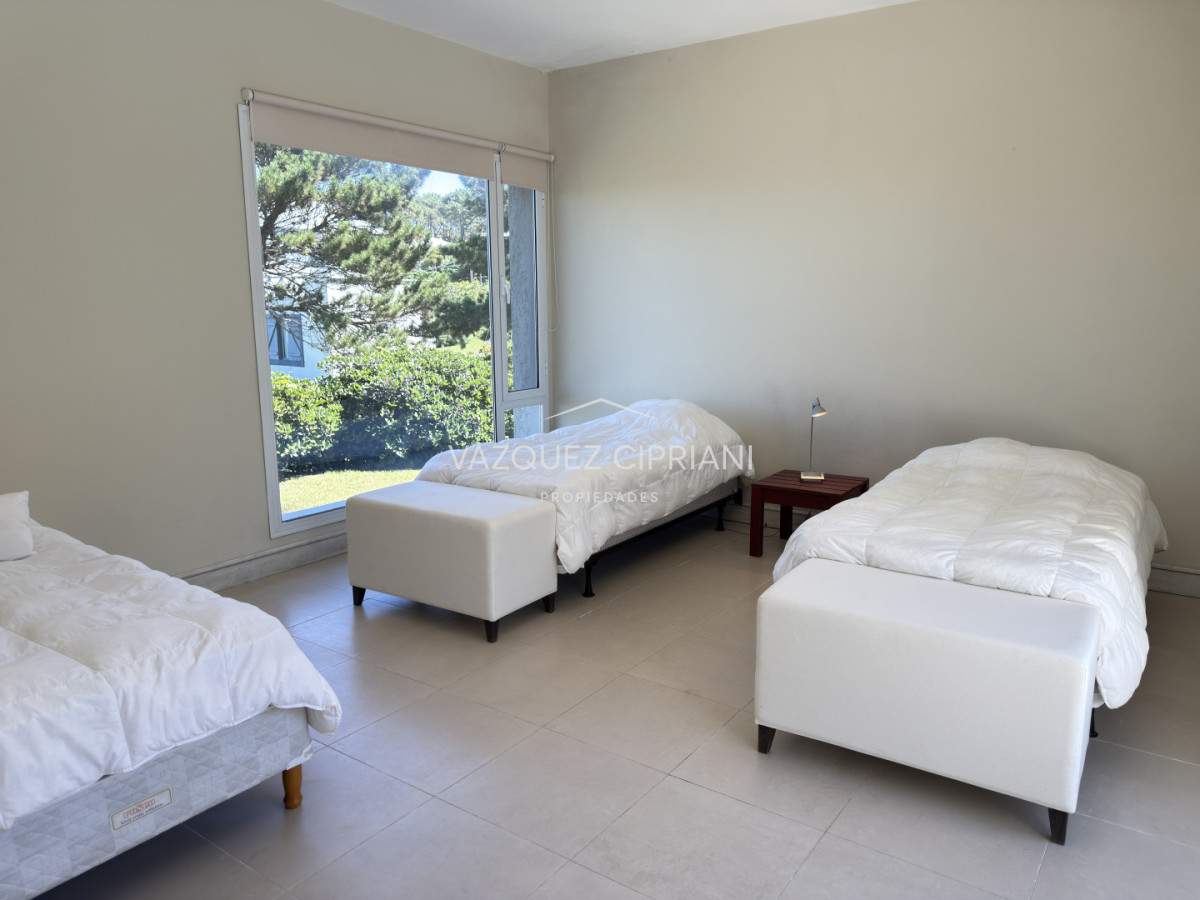Casa ID.12 - Casa a la venta en primera línea Montoya de 4 dormitorios en suite y servicio, La Barra