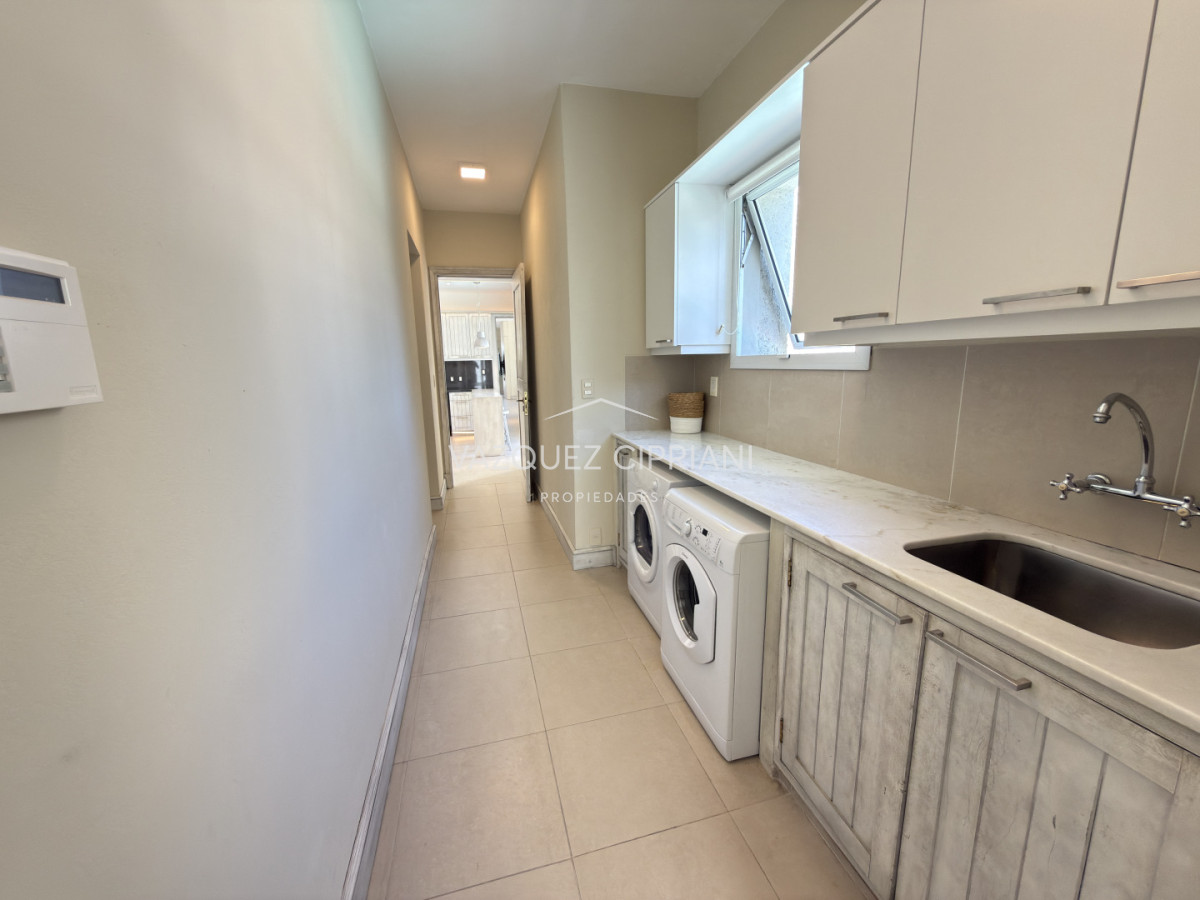 Casa ID.12 - Casa a la venta en primera línea Montoya de 4 dormitorios en suite y servicio, La Barra