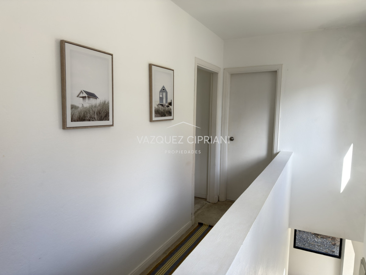 Casa ID.3 - En Venta casa de 4 dormitorios + servicio en Montoya, La Barra