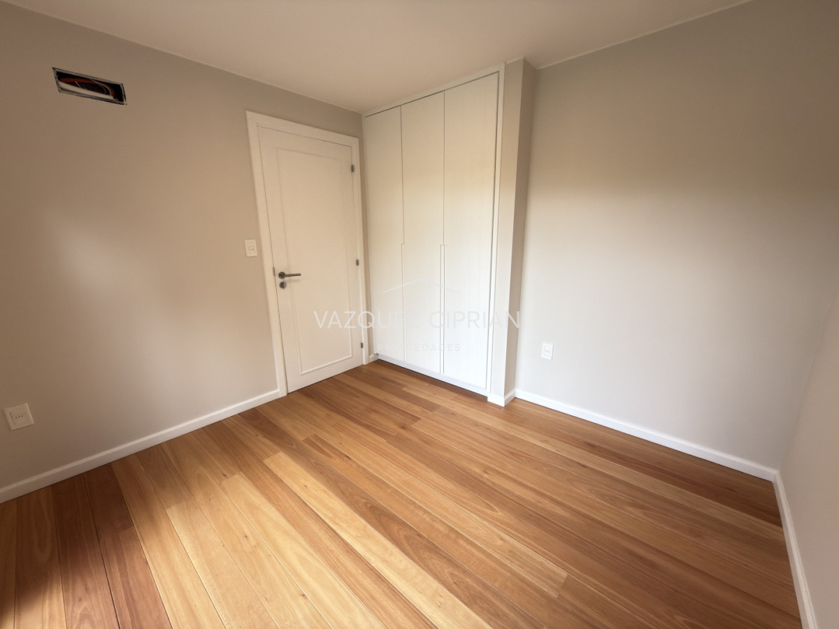 Casa ID.11 - Hermosa casa a estrenar de 3 dormitorios y 2 baños en La Barra En Venta