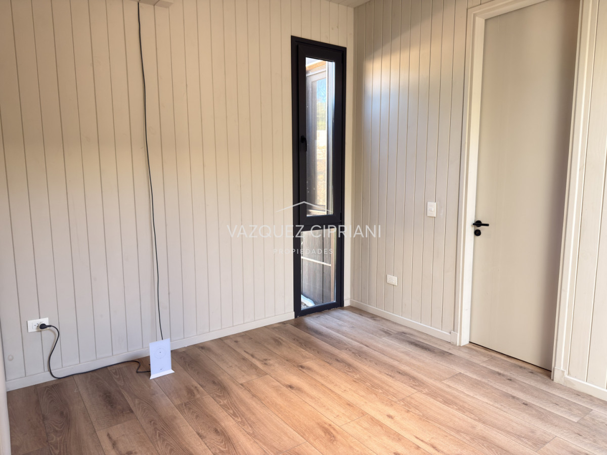 Casa ID.39 - Hermosa casa de 3 dormitorios + servicio en Reserva Montoya en Venta
