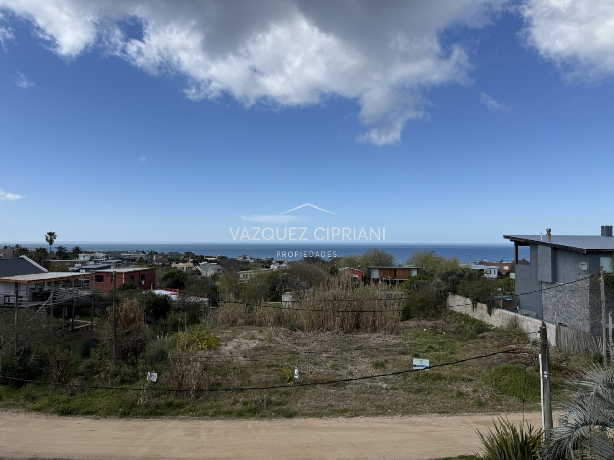 Casa ID.21 - Hermosa casa de 4 dormitorios y servicio en El Chorro, La Barra