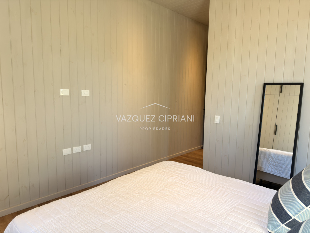 Casa ID.39 - Hermosa casa de 3 dormitorios + servicio en Reserva Montoya en Venta