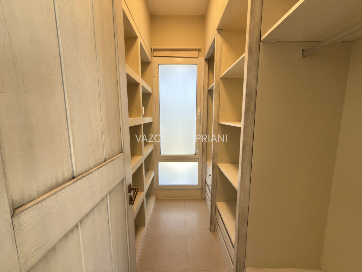 Casa ID.12 - Casa a la venta en primera línea Montoya de 4 dormitorios en suite y servicio, La Barra