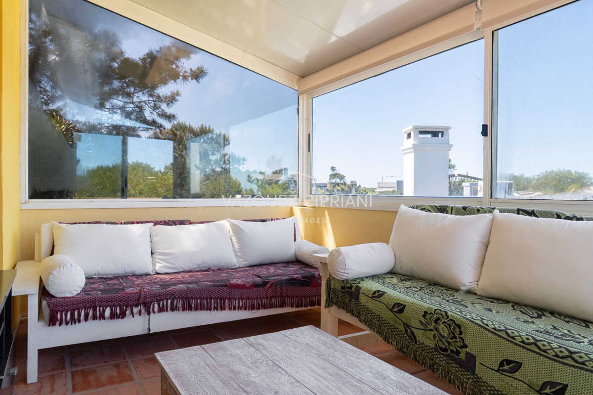 Casa ID.29 - Casa de 4 dormitorios a la venta en La Juanita