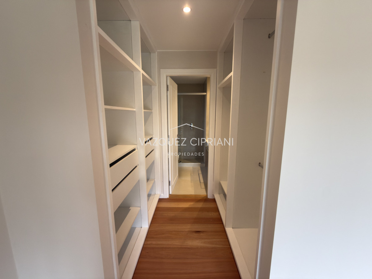 Casa ID.11 - Hermosa casa a estrenar de 3 dormitorios y 2 baños en La Barra En Venta