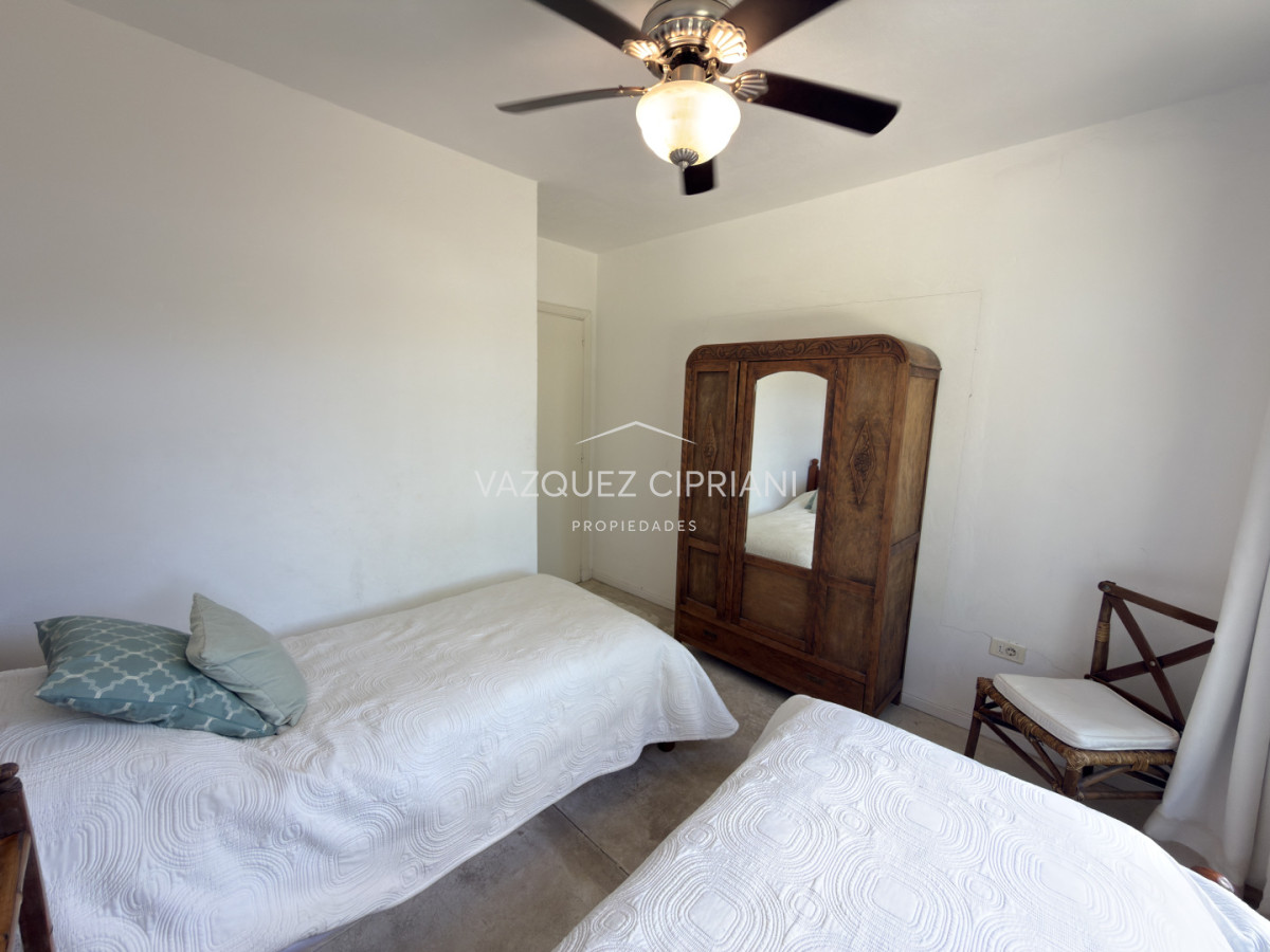 Casa ID.3 - En Venta casa de 4 dormitorios + servicio en Montoya, La Barra