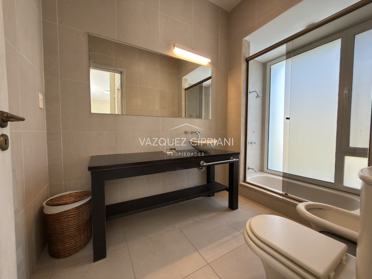 Casa ID.12 - Casa a la venta en primera línea Montoya de 4 dormitorios en suite y servicio, La Barra