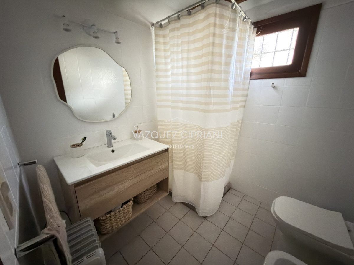 Casa ID.53 - Casa de 4 dormitorios en Montoya La barra en alquiler de verano