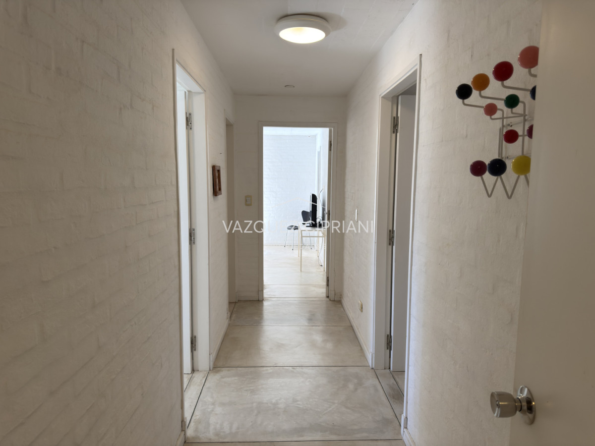 Casa ID.6 - Gran casa en Laguna Blanca de 5 dormitorios + servicio