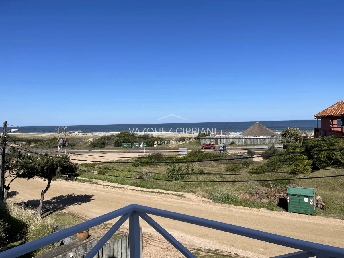 Casa ID.28 - Casa en venta con gran potencial en Montoya, La Barra