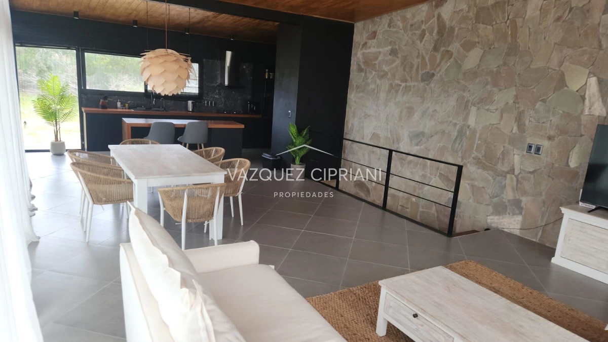 Casa ID.71 - Casa de 3 dormitorios en Barra Verde, La Barra