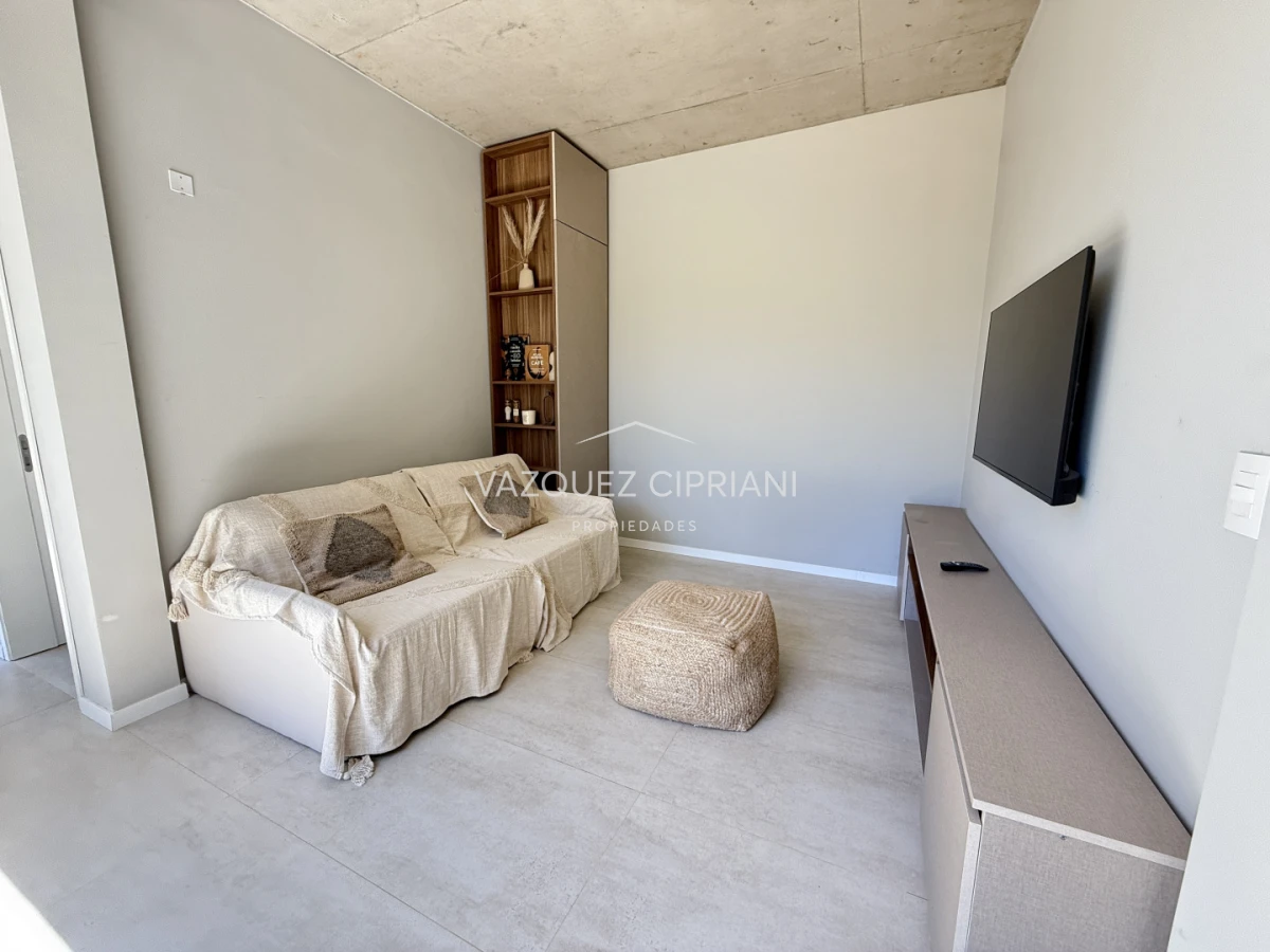 Casa ID.8 - Increíble Casa de 4 Dormitorios en Suite y Servicio En Venta en Barrio Privado Reserva Montoya, La Barra