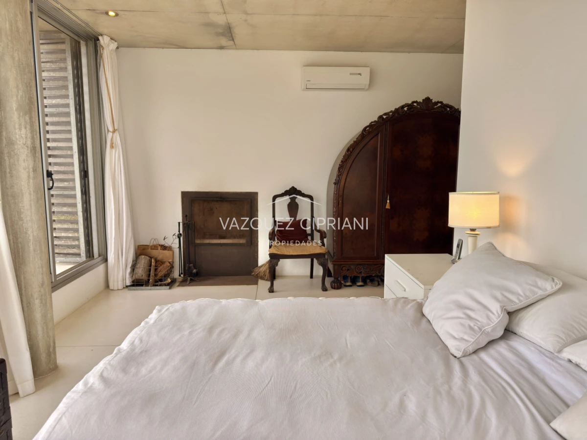 Casa ID.47 - Casa de 5 dormitorios en Montoya La Barra en alquiler de Verano
