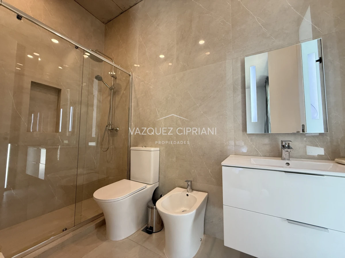 Casa ID.8 - Increíble Casa de 4 Dormitorios en Suite y Servicio En Venta en Barrio Privado Reserva Montoya, La Barra