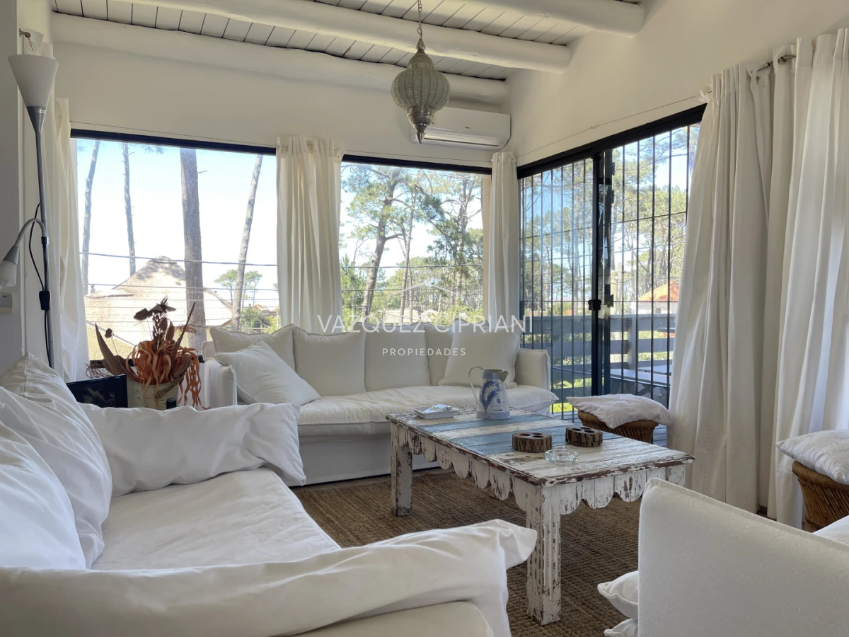 Casa ID.48 - Casa de 3 dormitorios + servicio en Montoya, La Barra