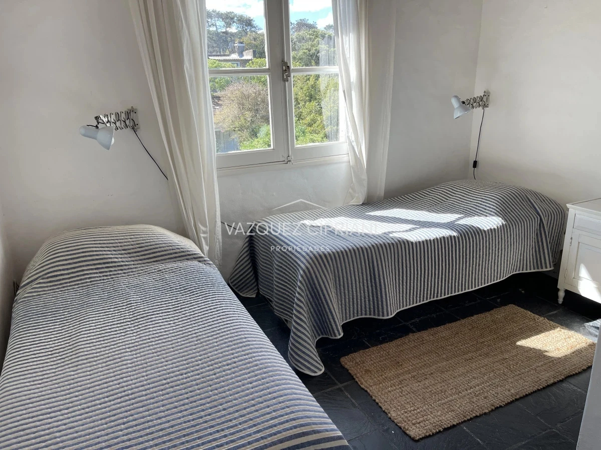 Casa ID.28 - Casa en venta con gran potencial en Montoya, La Barra
