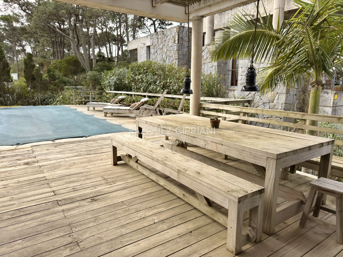 Casa ID.47 - Casa de 5 dormitorios en Montoya La Barra en alquiler de Verano