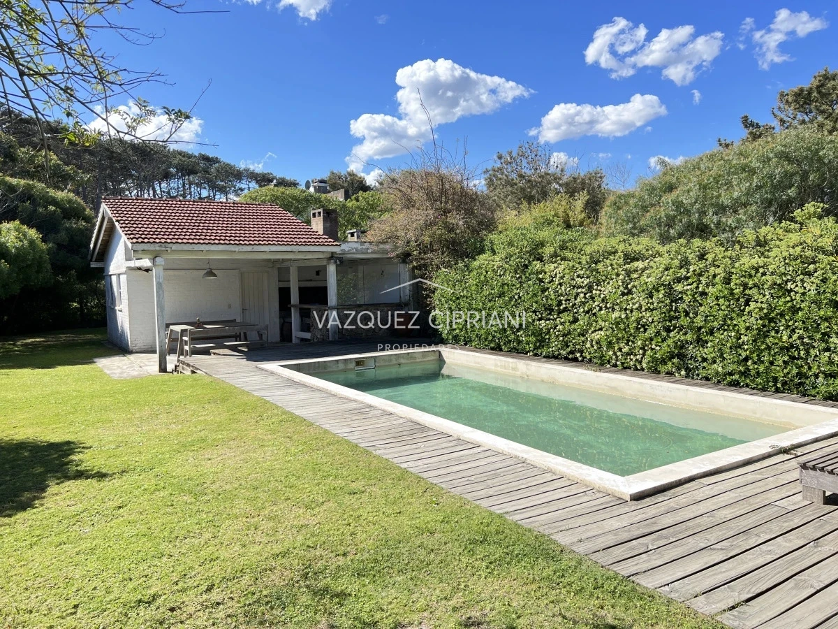 Casa ID.28 - Casa en venta con gran potencial en Montoya, La Barra