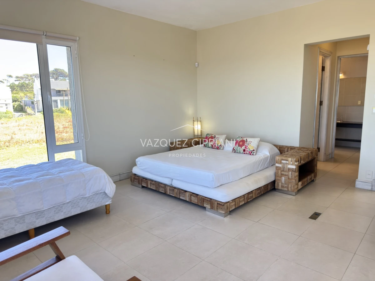 Casa ID.12 - Casa a la venta en primera línea Montoya de 4 dormitorios en suite y servicio, La Barra