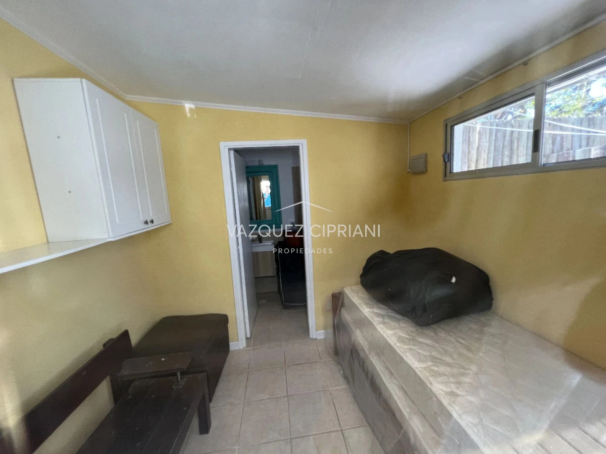 Casa ID.25 - Casa de 4 dormitorios + servicio en Montoya, La Barra en venta