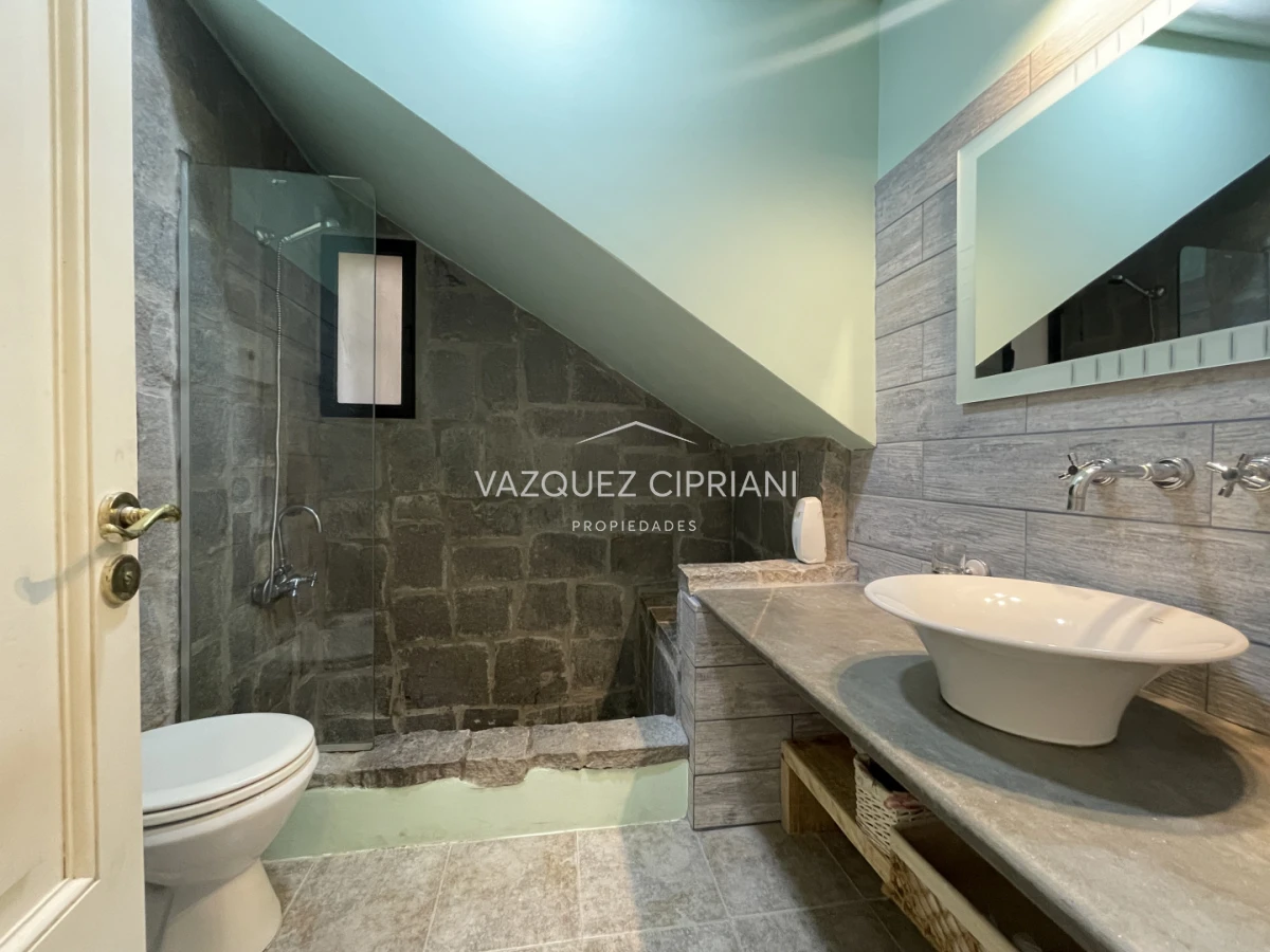 Casa ID.48 - Casa de 3 dormitorios + servicio en Montoya, La Barra