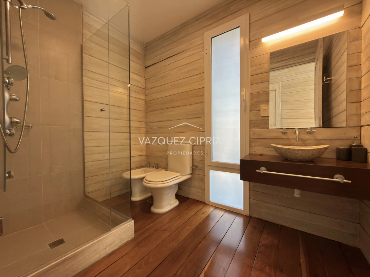 Casa ID.12 - Casa a la venta en primera línea Montoya de 4 dormitorios en suite y servicio, La Barra