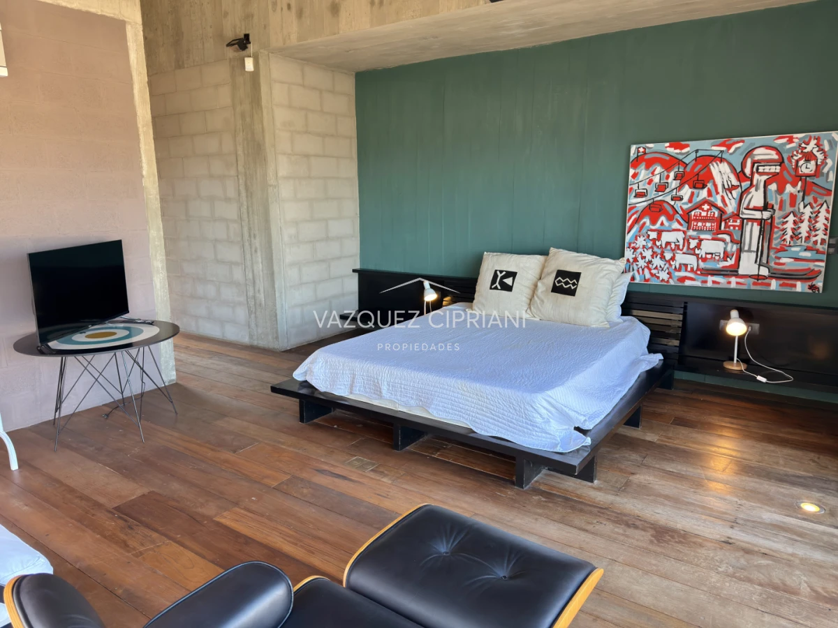 Casa ID.41 - Importante casa en La Barra de ruta al mar 3 suites + servicio en Venta