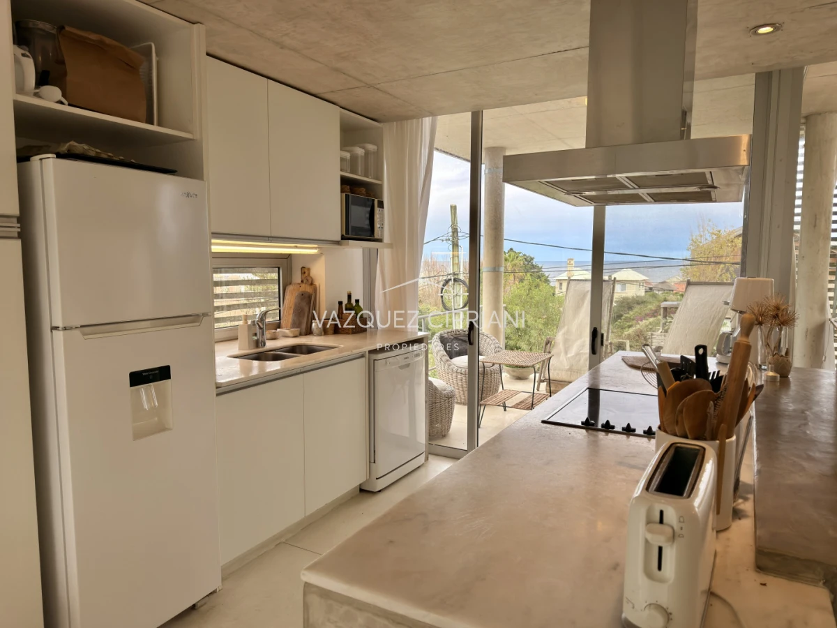 Casa ID.47 - Casa de 5 dormitorios en Montoya La Barra en alquiler de Verano