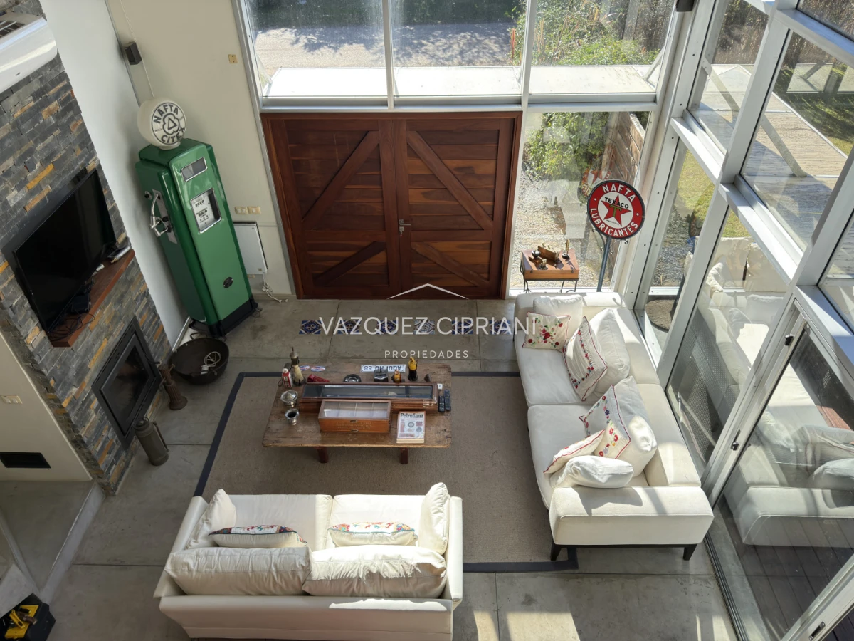 Casa ID.79 - Casa de 3 dormitorios y 2 baños con piscina en Alquiler, La Barra
