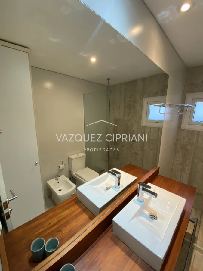 Casa ID.92 - Casa de 4 dormitorios en suite + servicio en Pueblo Mio, Manantiales